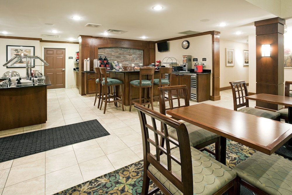 Staybridge Suites Milwaukee Airport South by IHG - photo 46