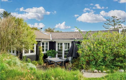 Holiday Home Hyttefadet — 4-Star Luxury Hotel in Hjorring, Denmark