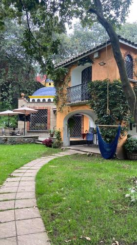 Beautiful House Oasis Dentro De La Ciudad — 4-Star Luxury Hotel in Mexico City, Mexico