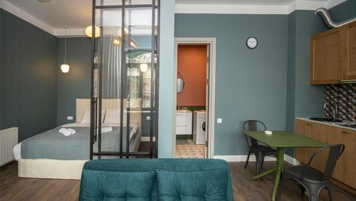 Superior Apartment In Abanotubani By Wehost