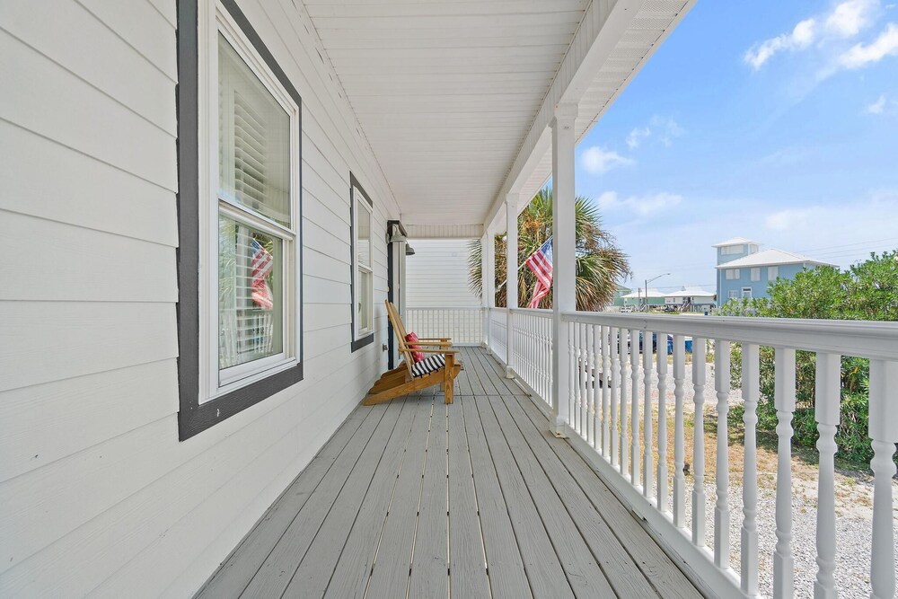 Red White and Beach - photo 103
