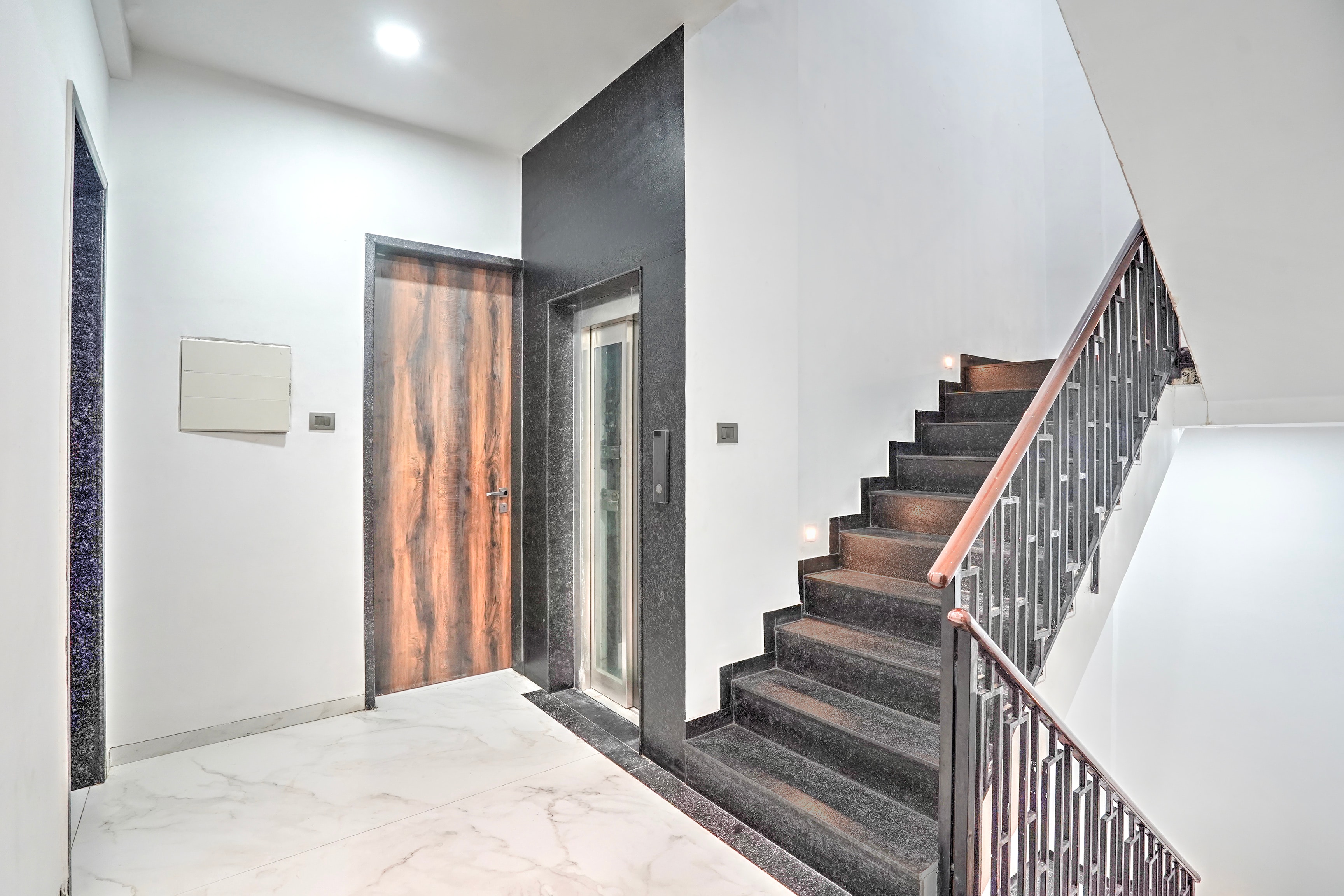 DanCenter Viva Villa 5BHK Pvt Pool Lonavala — 4-Star Luxury Hotel in Lonavla, India