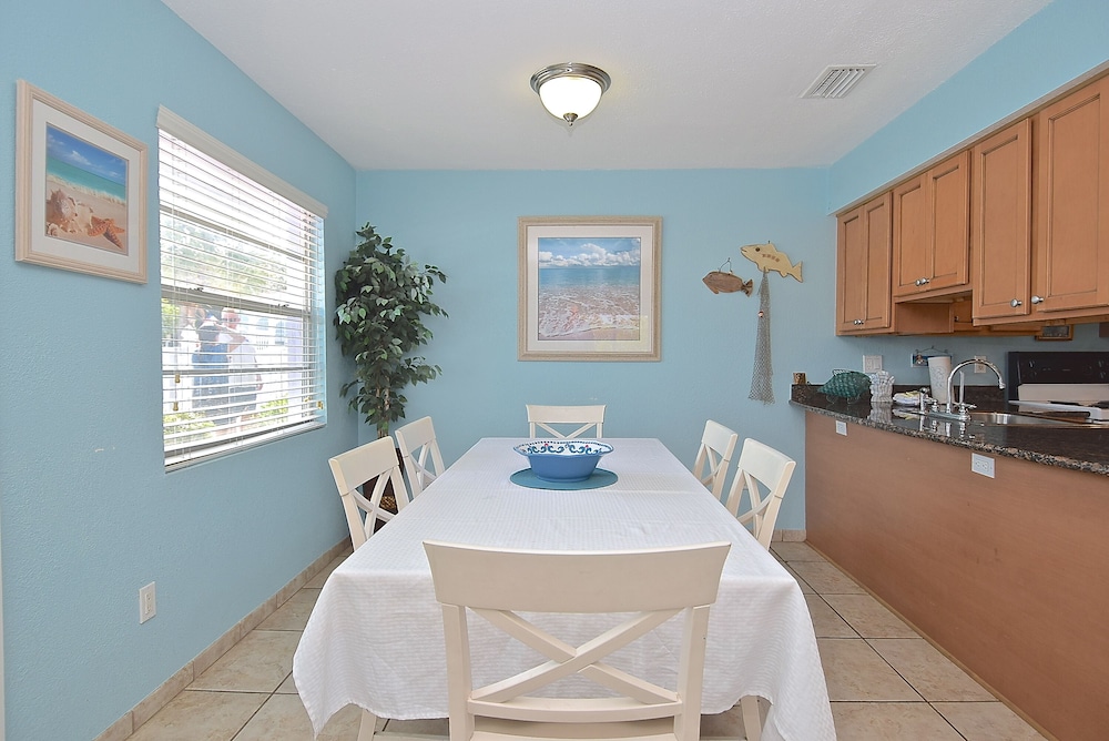 A Beach Retreat - photo 64