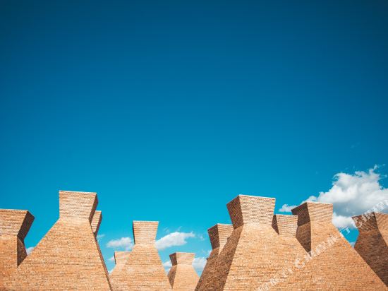 Dengfeng Xiangwang Art Hotel in Miyang, People's Republic of China