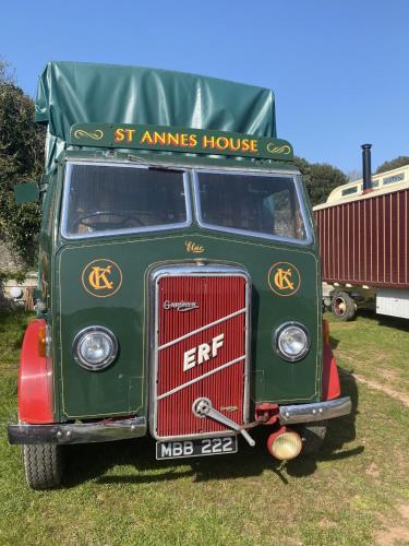 Rare 1954 Renovated Vintage Lorry Costal Location in Plymouth, United Kingdom