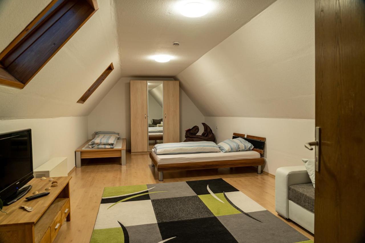 Ferienwohnung Schafbergblick — 4-Star Luxury Hotel in Balingen, Germany