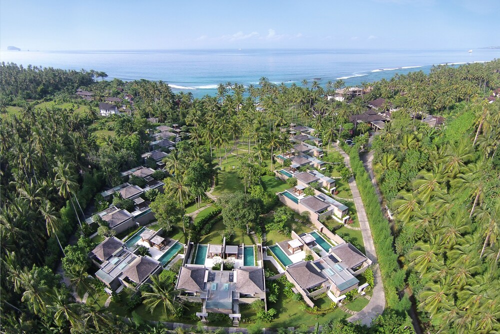 Candi Beach Villas — 4-Star Luxury Hotel in Bali, Indonesia
