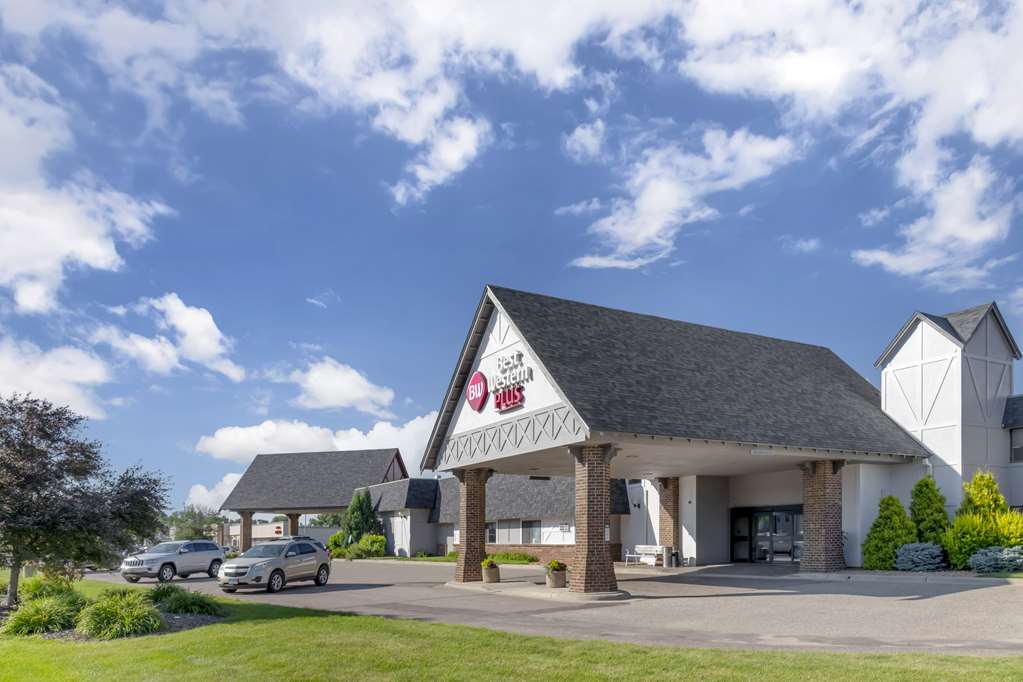 Best Western Plus New Ulm - photo 12