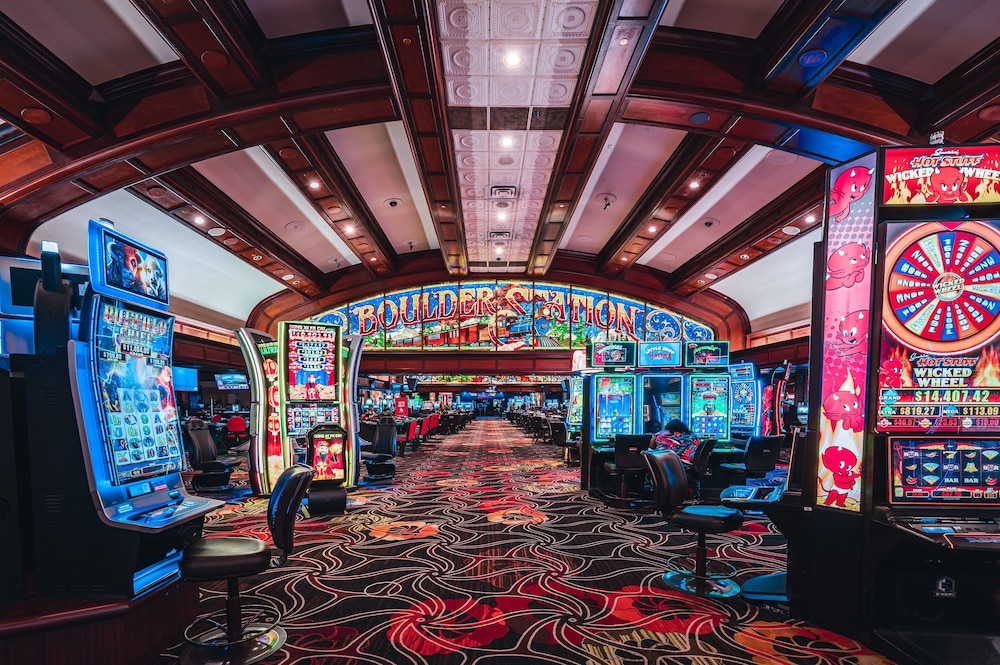 Boulder Station Hotel and Casino - photo 27