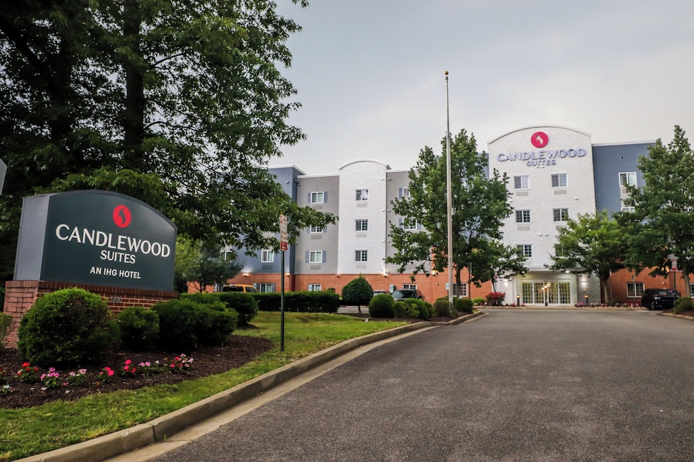 Candlewood Suites Richmond Airport an IHG Hotel - photo 3