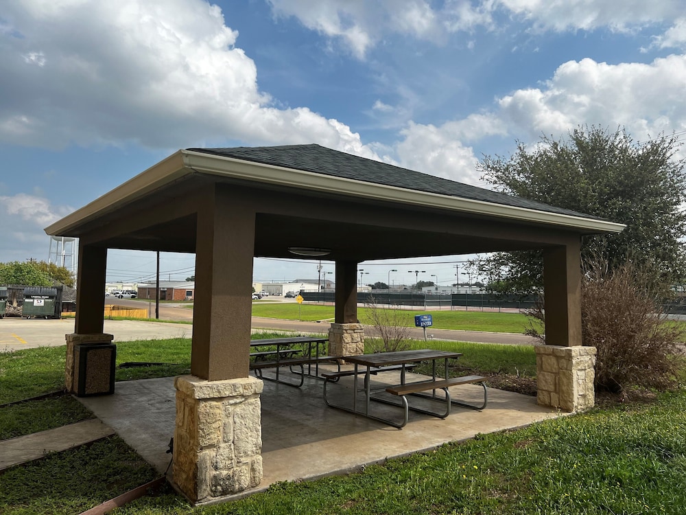 Baymont by Wyndham Cuero - photo 50