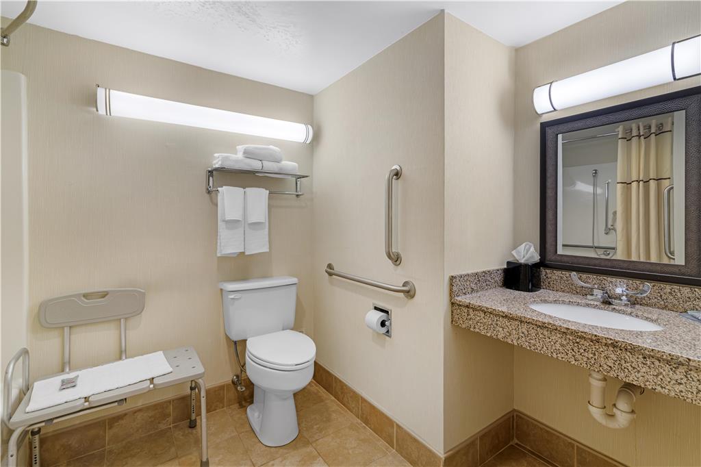 Best Western Royal Plaza Hotel & Trade Center - photo 37
