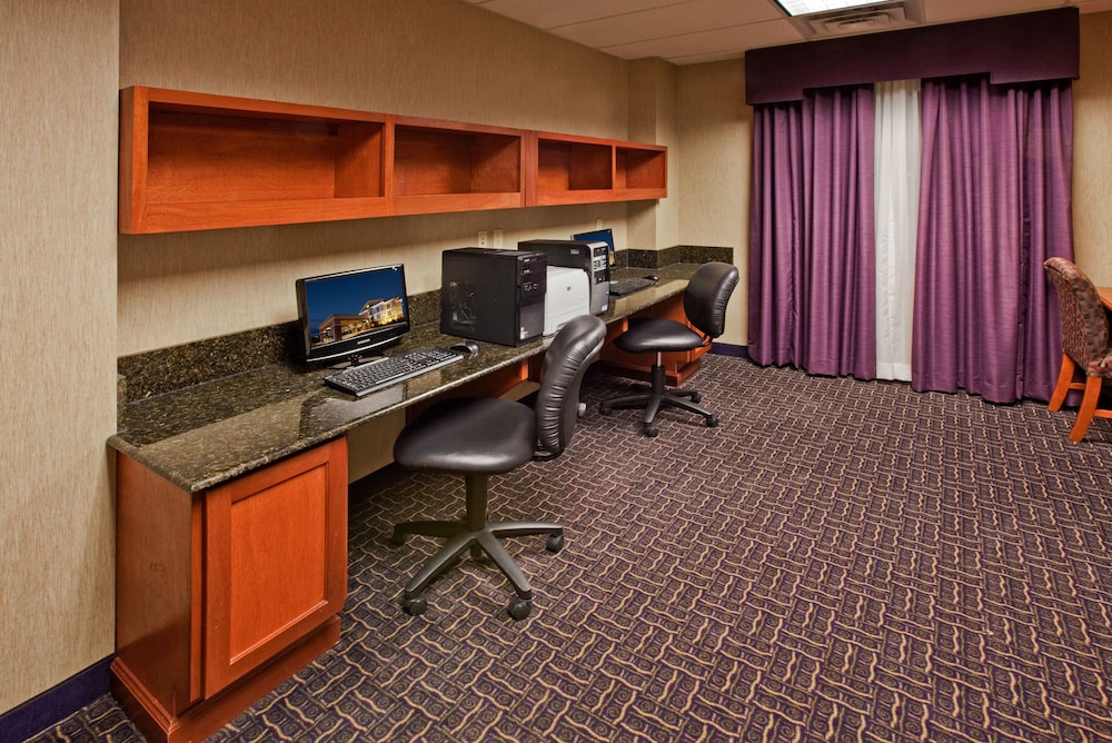 Holiday Inn Express Ada by IHG - photo 14