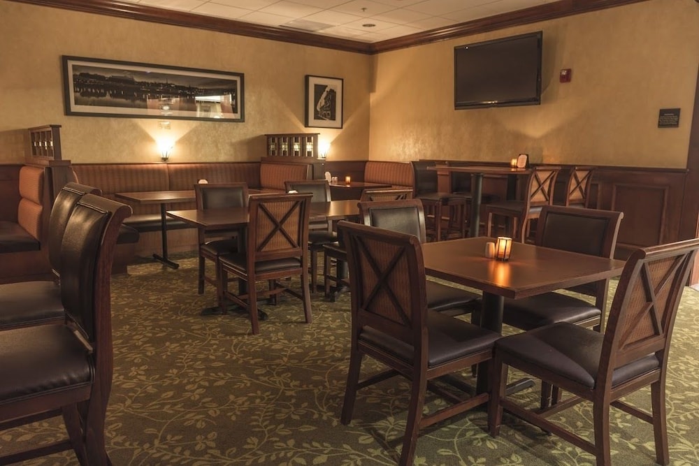 Hilton Garden Inn Bangor - photo 48