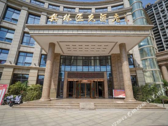 Xinyangjingguangsahngwubinguan — hotel in Dingcheng