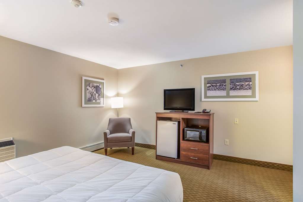 Quality Inn & Suites Gorham Riverside - photo 13