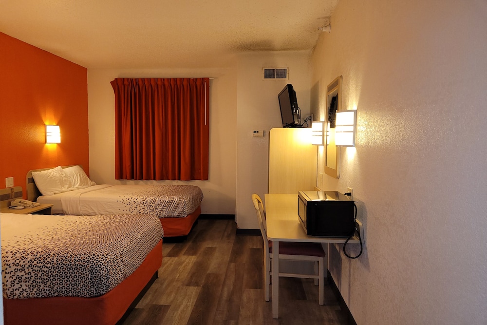 Modern Stay 39 Lakeview By OYO Minonk - photo 32