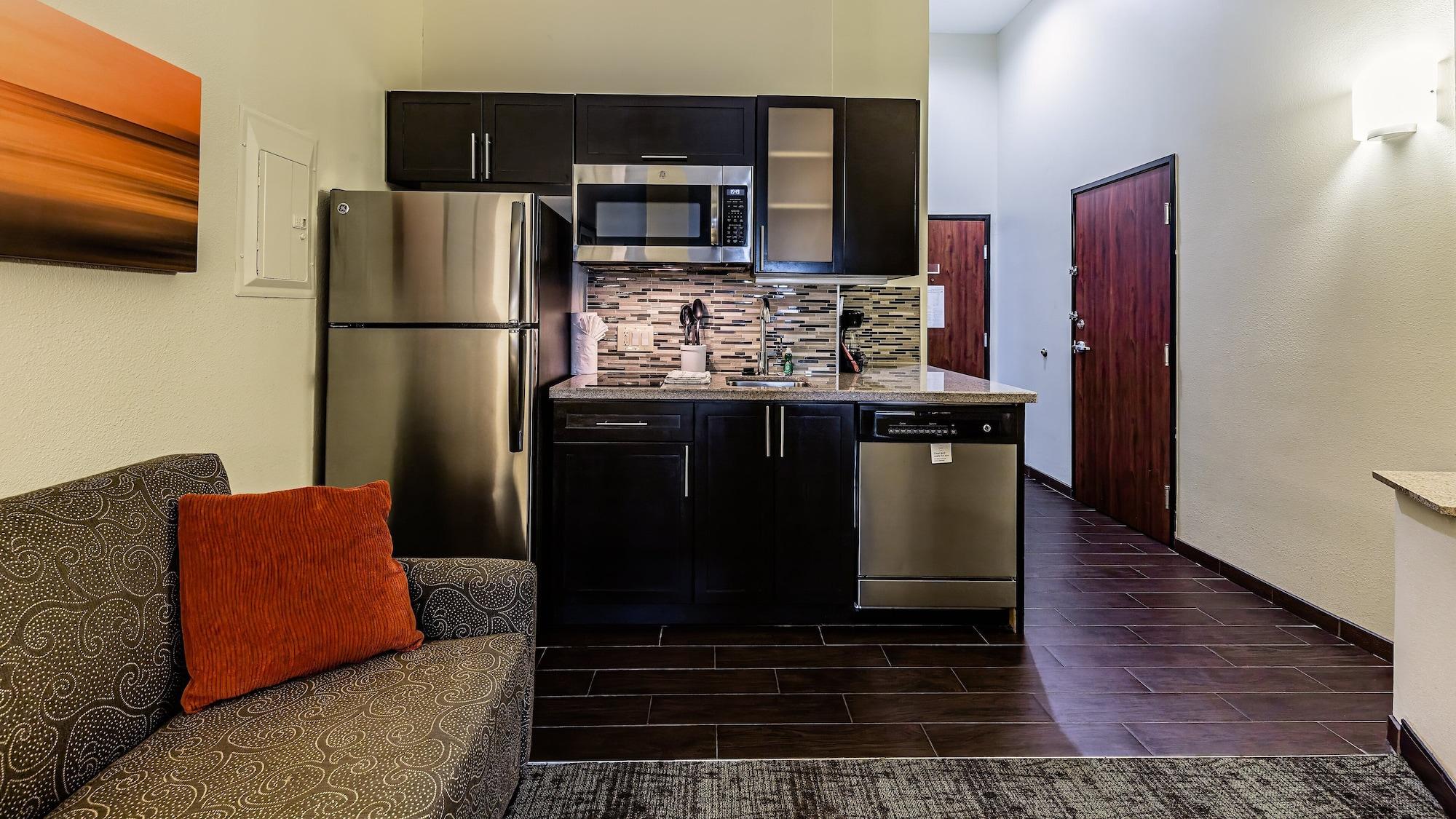 Staybridge Suites Laredo International Airport by IHG - photo 25