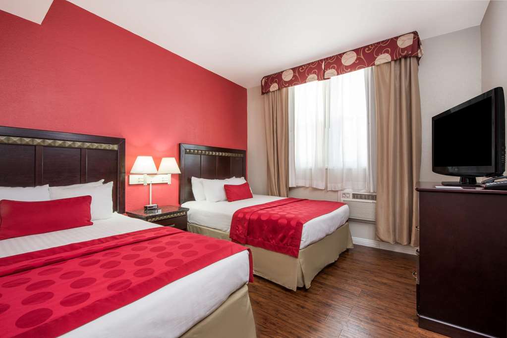Ramada by Wyndham San Diego Airport - photo 9