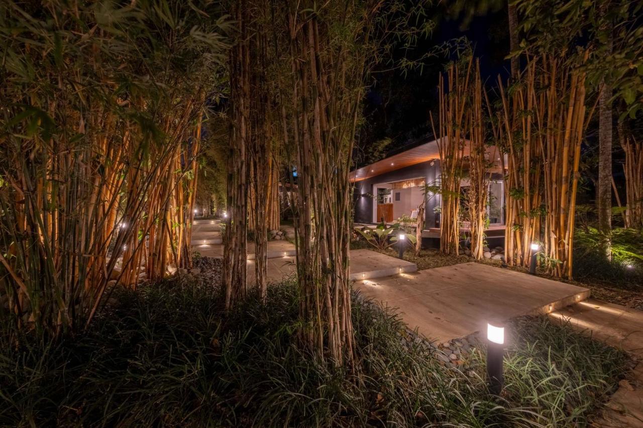 Vijaya Cabin Ezra Viniti Resort — Tagaytay