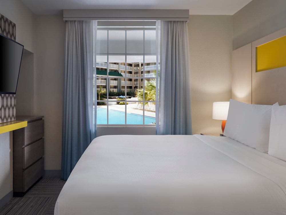 Holiday Inn Resort Orlando Suites Waterpark by IHG - photo 6