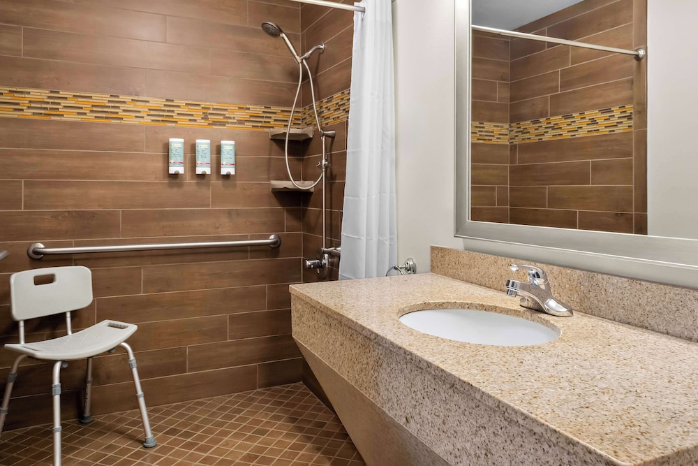 Best Western Newport Inn - photo 27