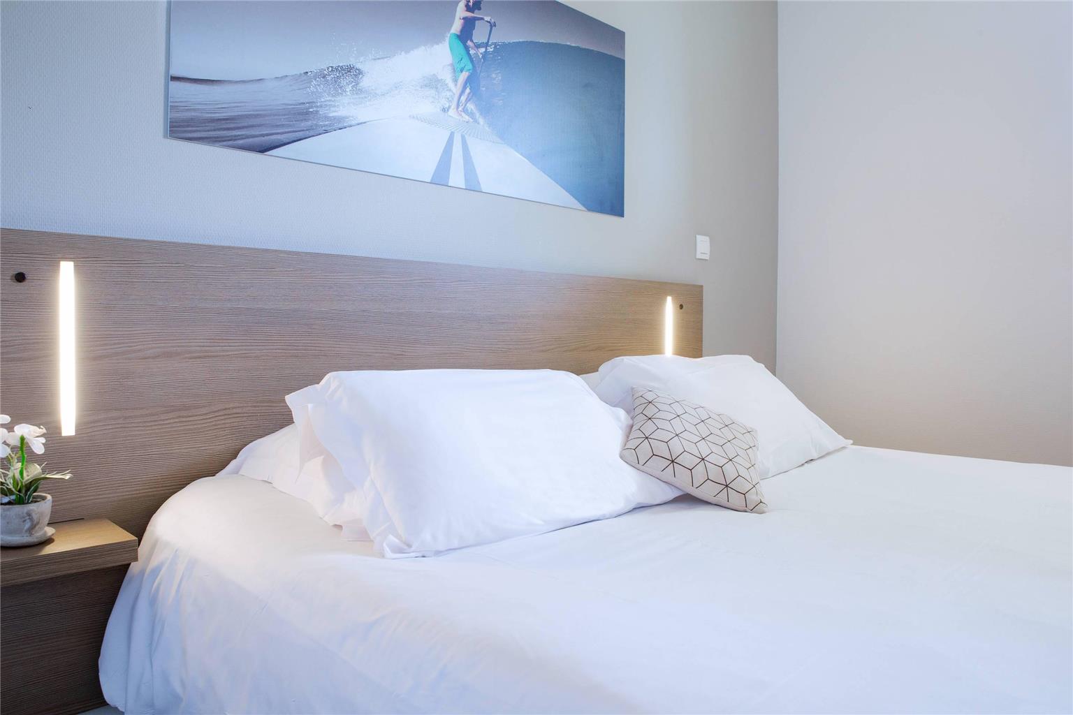 Comfort Aparthotel Cannes Mandelieu — 4-Star Luxury Hotel in Mandelieu-La-Napoule, France