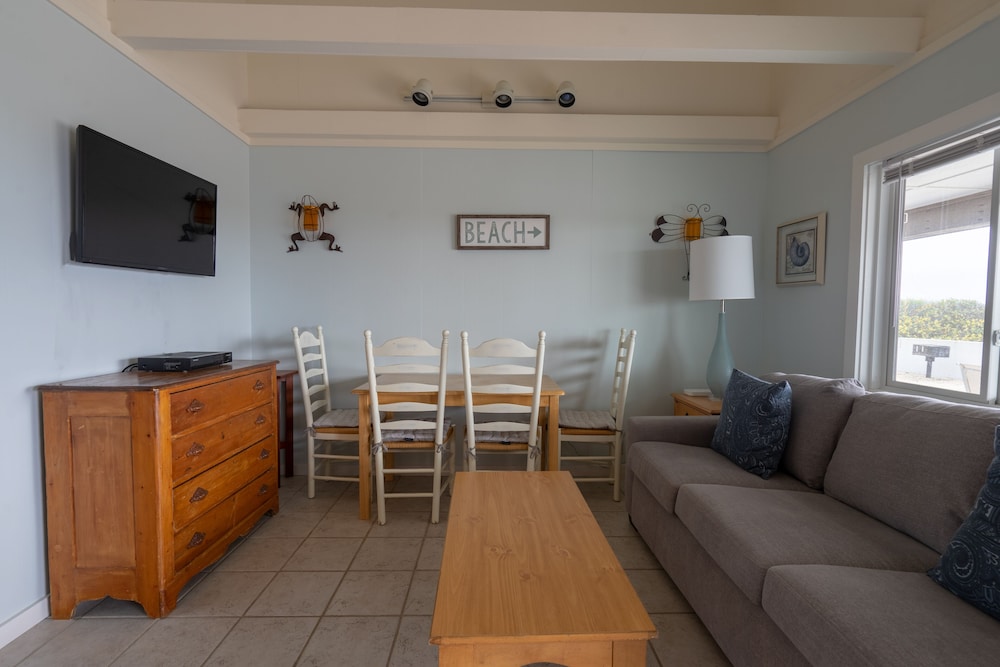 Driftwood Resort - photo 183