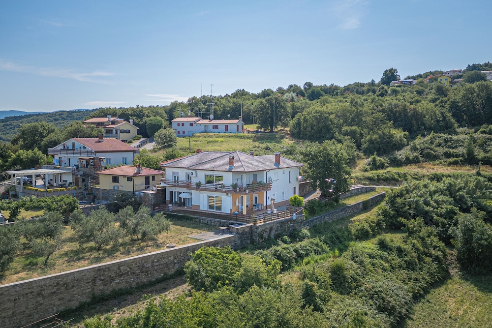 Serene retreat near Koper — 4-Star Luxury Hotel in Koper, Slovenia