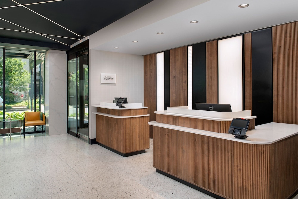 Courtyard by Marriott Washington DC Dupont Circle - photo 12