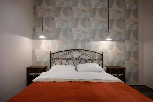 1 BR Apartment in Isani