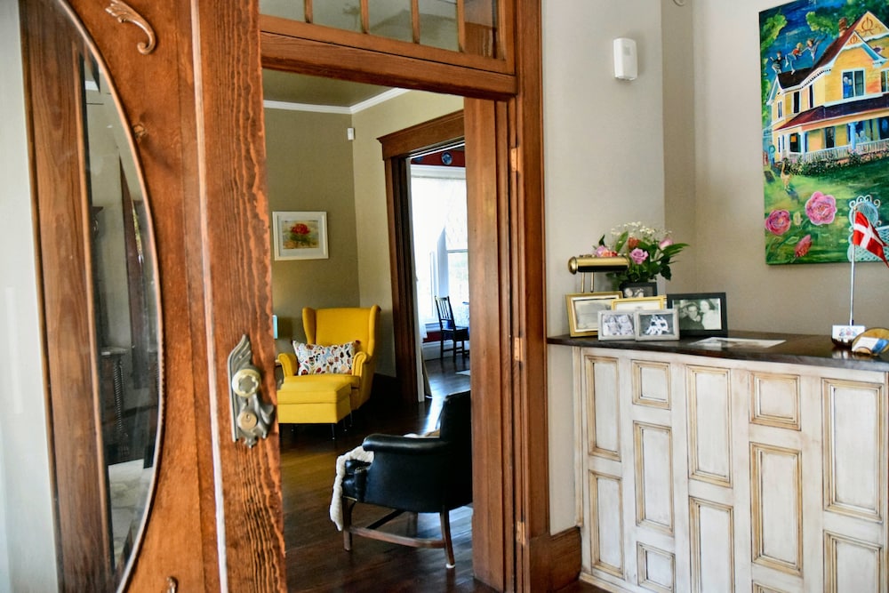 Three Danes Inn - photo 3