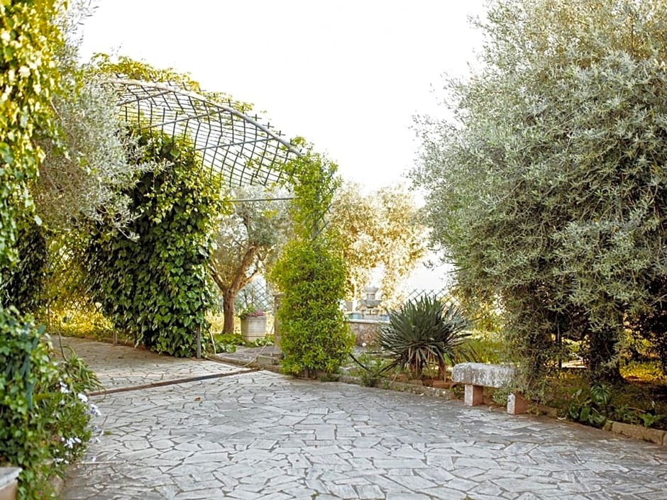 B&B Anxur — 4-Star Luxury Hotel in Terracina, Italy