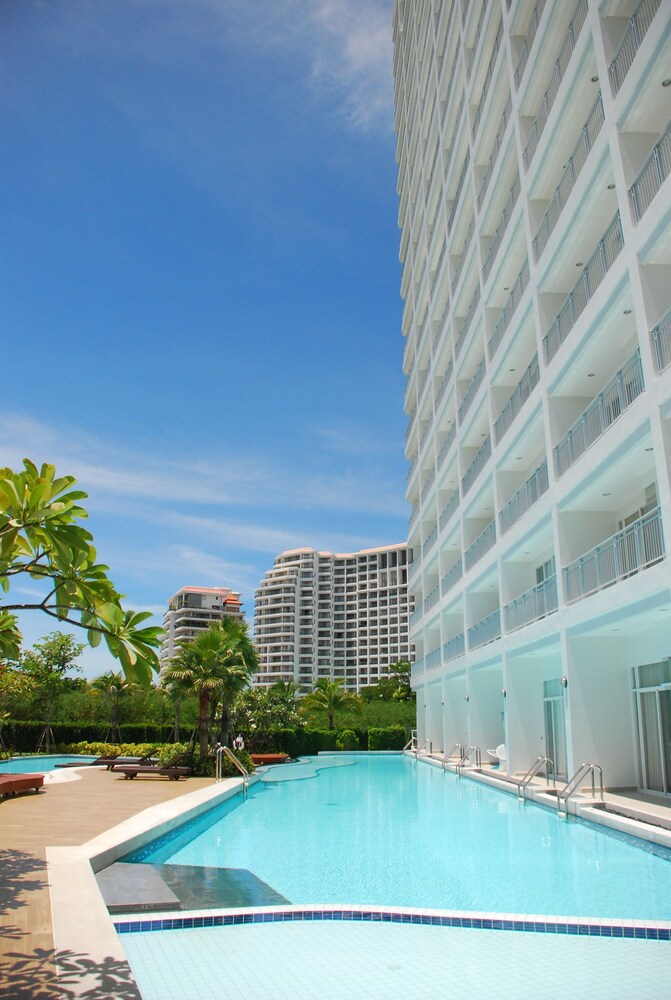 The Legend Boathouse 904 — hotel near Hua Hin Airport