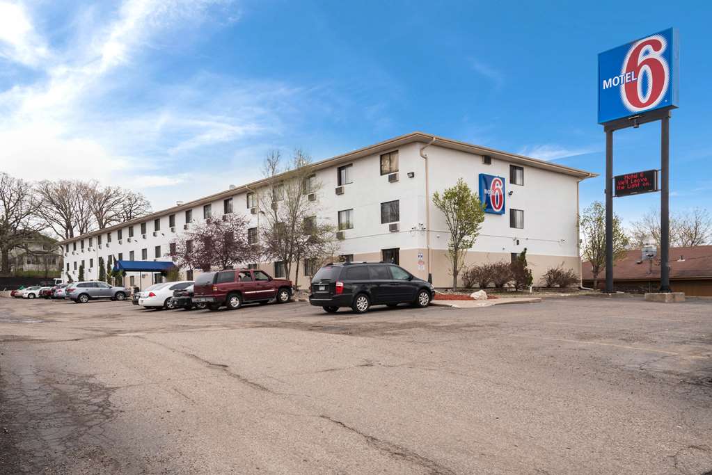 Motel 6 Saint Paul MN I 94 - photo 3
