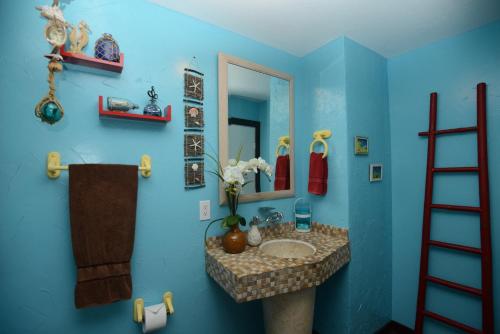 Kalani Hawaii Private Lodging - photo 68