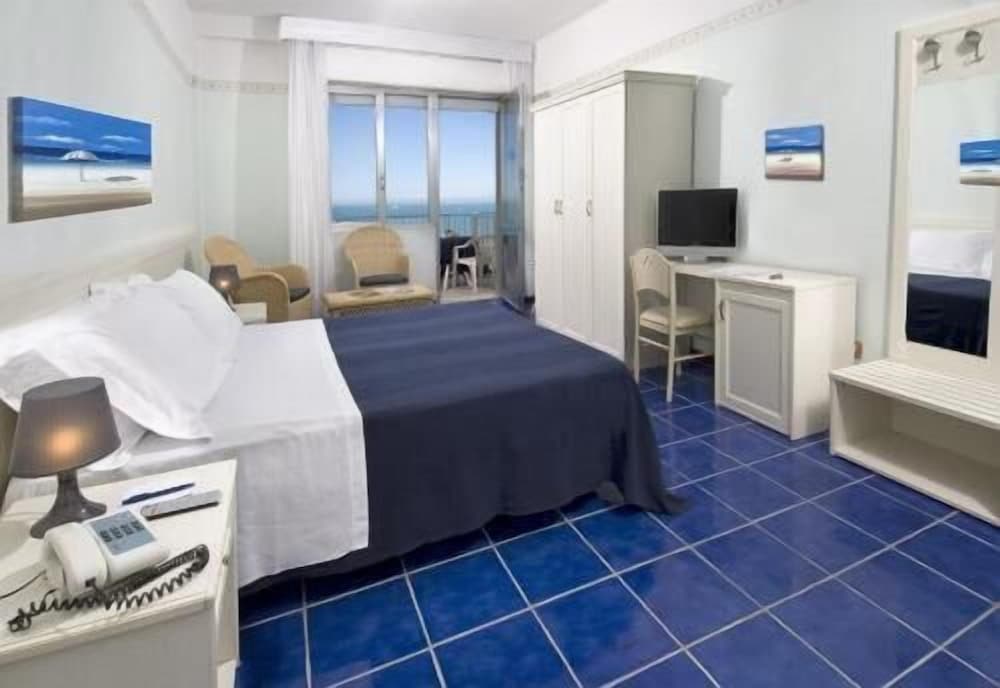 Hotel Caravelle in Cattolica, Italy