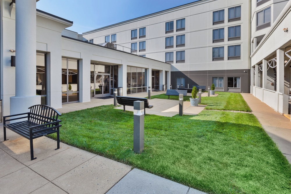 Crowne Plaza Dulles Airport by IHG - photo 128