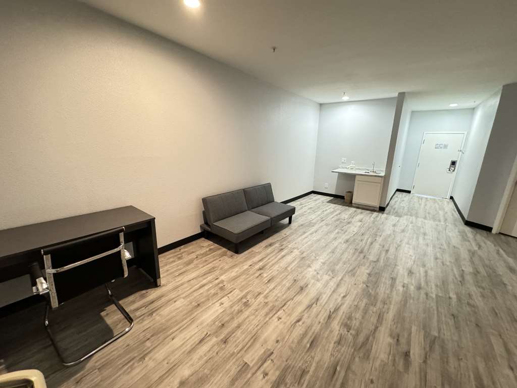 Americas Best Value Inn & Suites Haltom City Ft. Worth - photo 22