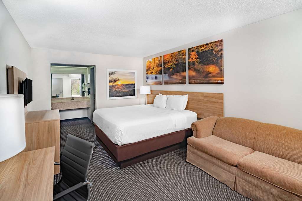 Days Inn by Wyndham Cookeville - photo 11
