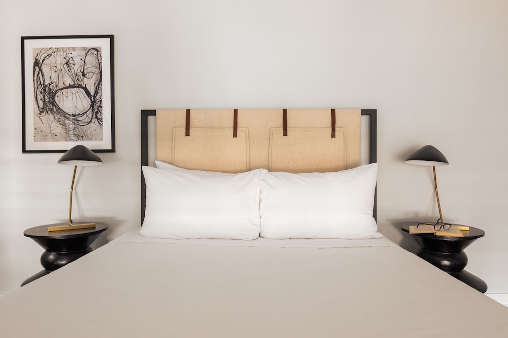 Sosuite at The Vine Old City - photo 14
