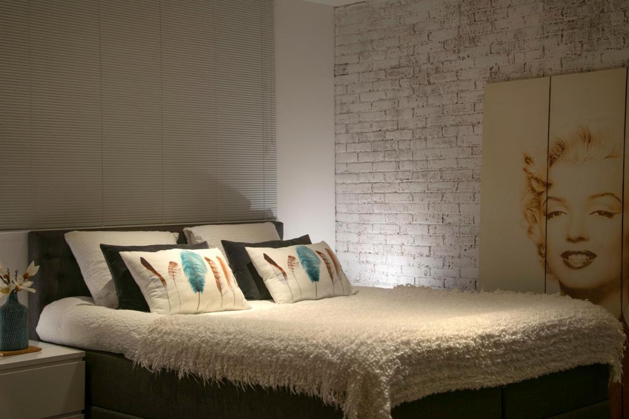 B&B Sloterpark — 4-Star Luxury Hotel in Amsterdam, Netherlands