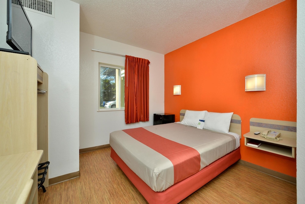 Motel 6 McKinney TX North - photo 6