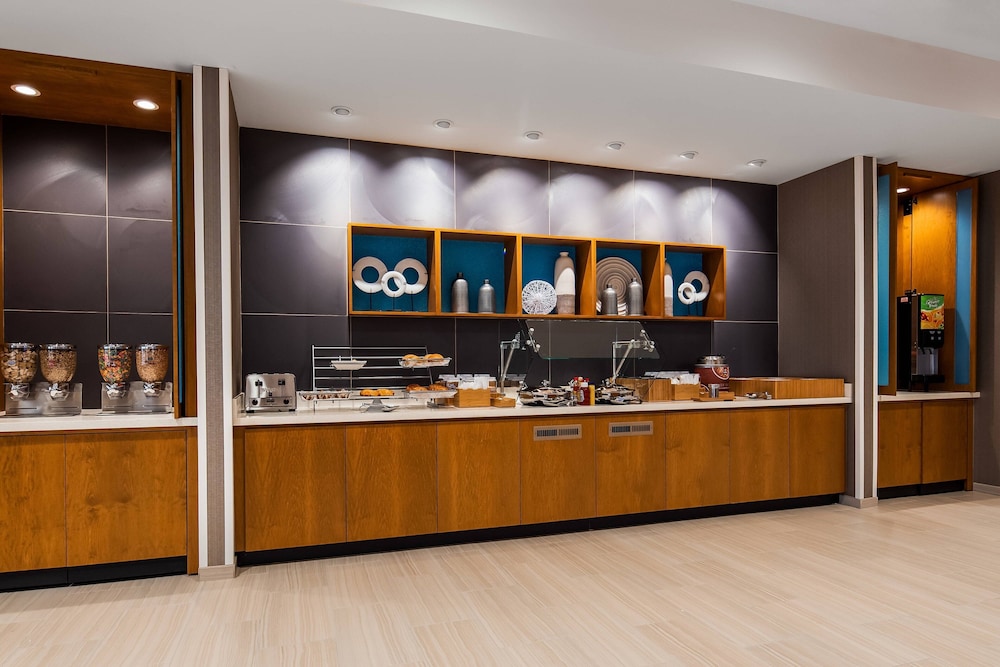 Springhill Suites by Marriott Chambersburg - photo 20