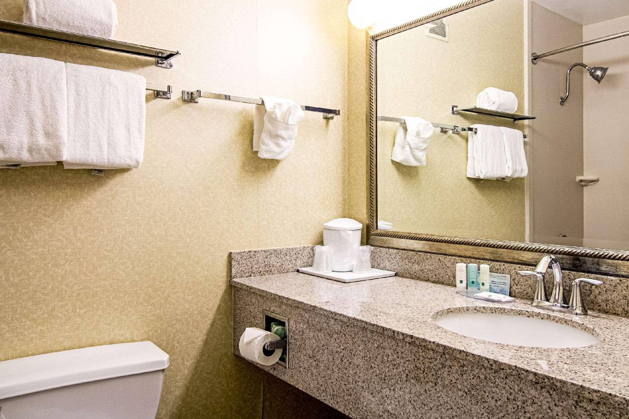 Quality Inn Fremont OH - photo 5