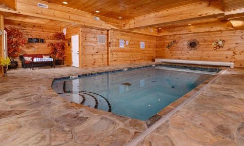 Splash Mountain Magic - carbon neutral hotel in Sevierville