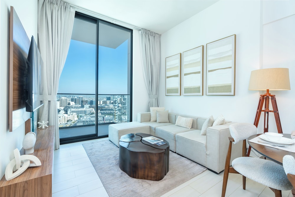 PVH Stylish 1BR in Binghatti House — 4-Star Luxury Hotel in Dubai, United Arab Emirates