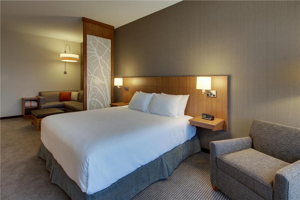 Hyatt Place Milwaukee Downtown - photo 46