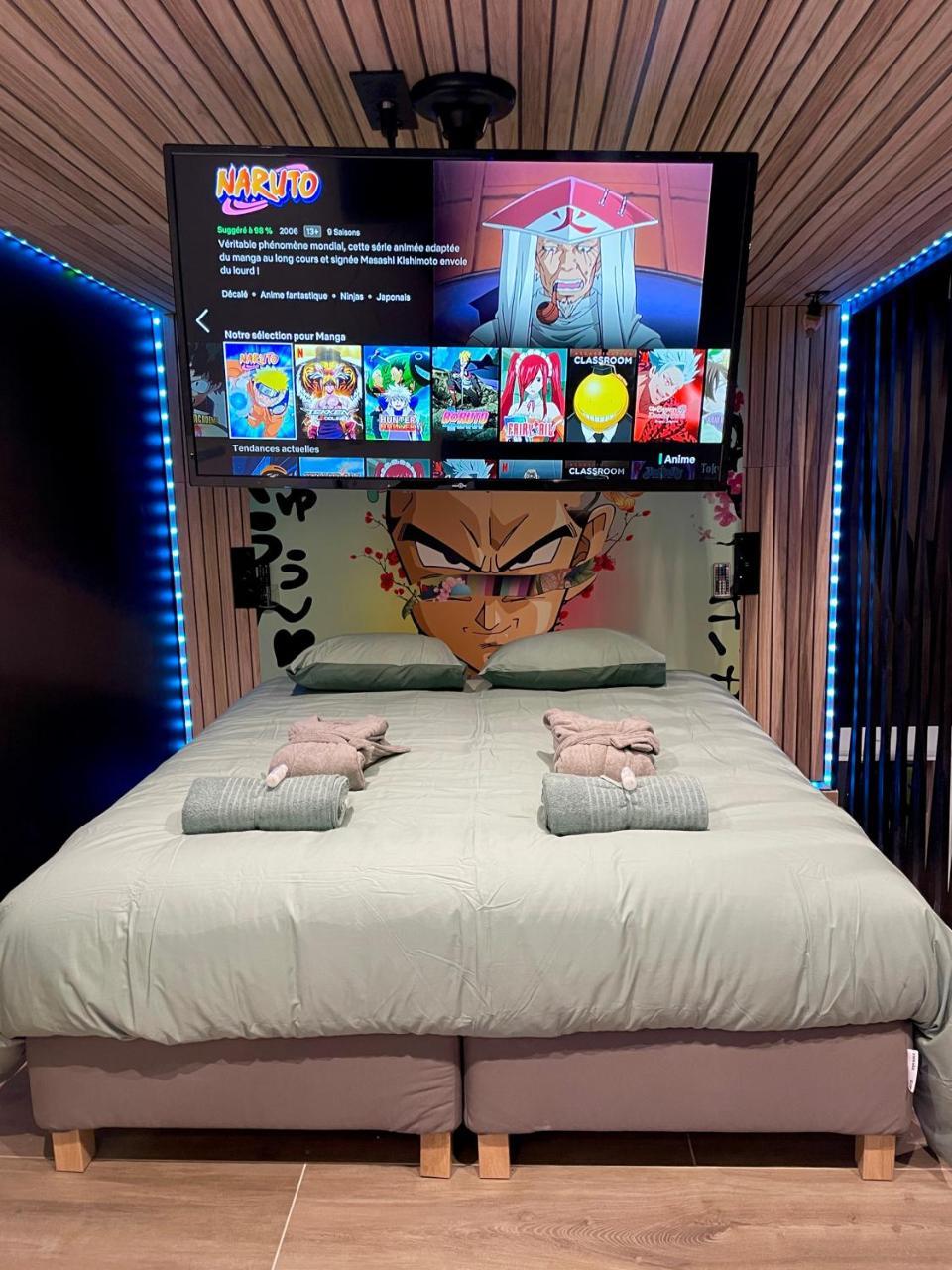 Capsule Manga Jacuzzi Billard Nintendo Switch Netflix — Valenciennes