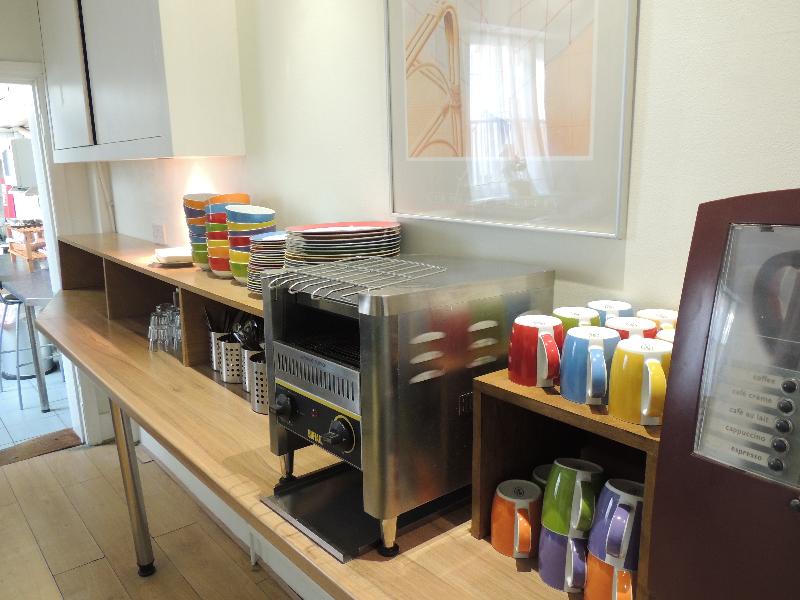 Dolphin Inn The Lodge